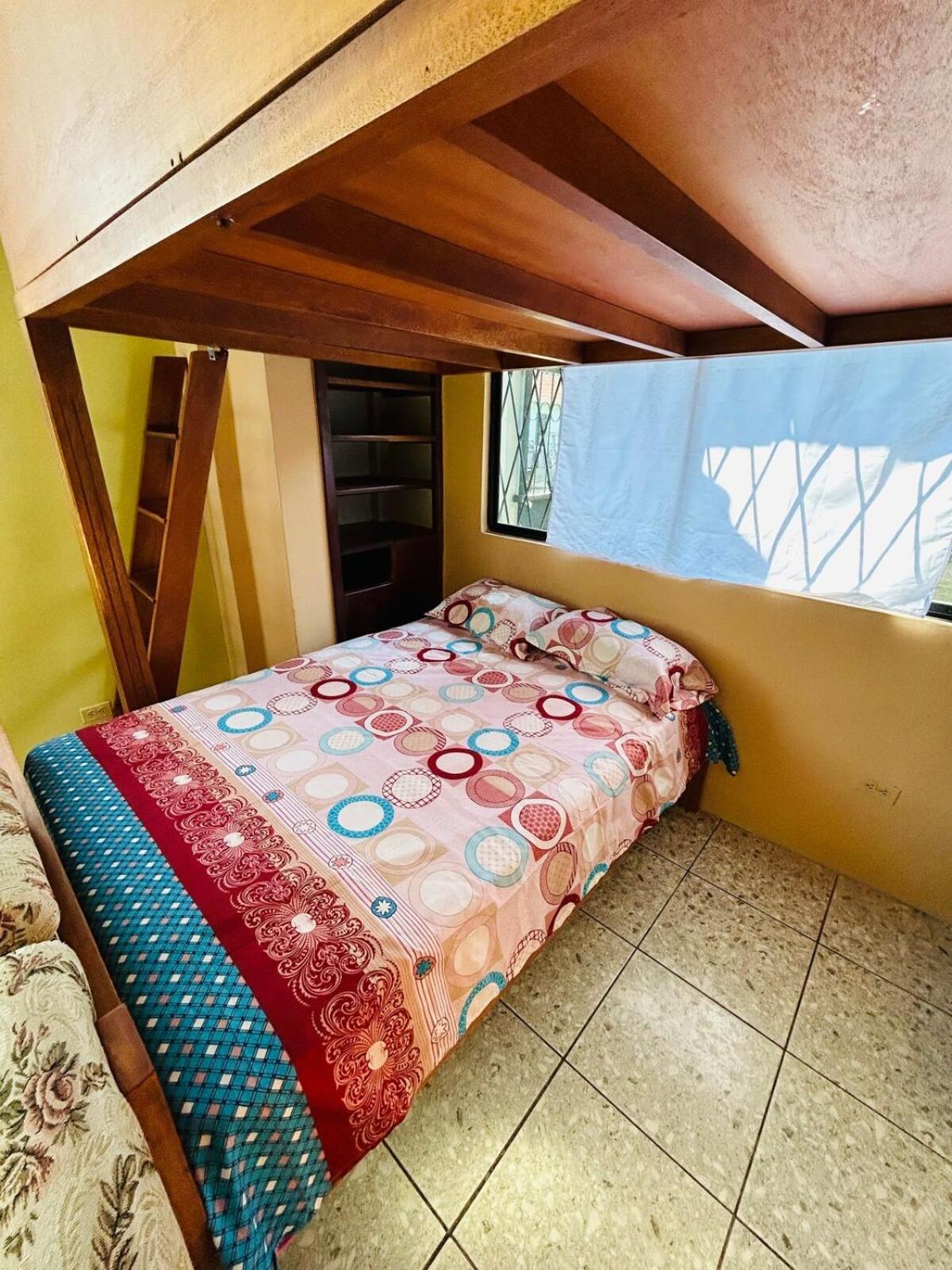 Cerca De Todo Apartamento Tena Exterior foto