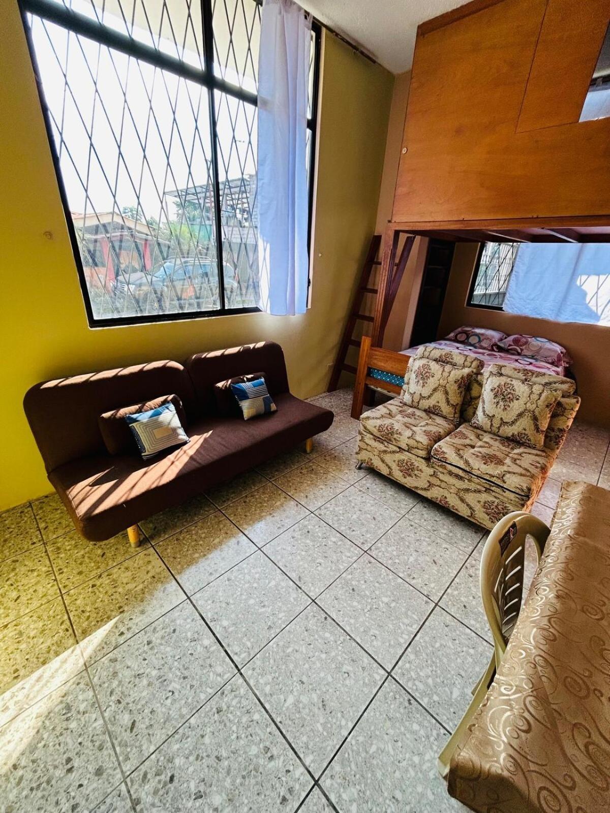 Cerca De Todo Apartamento Tena Exterior foto